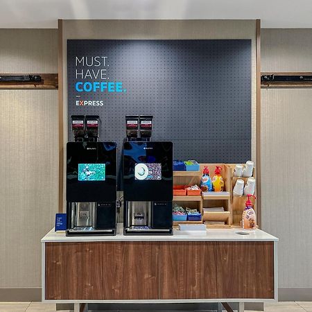 Holiday Inn Express & Suites Chicago - Hoffman Estates By Ihg Exteriör bild