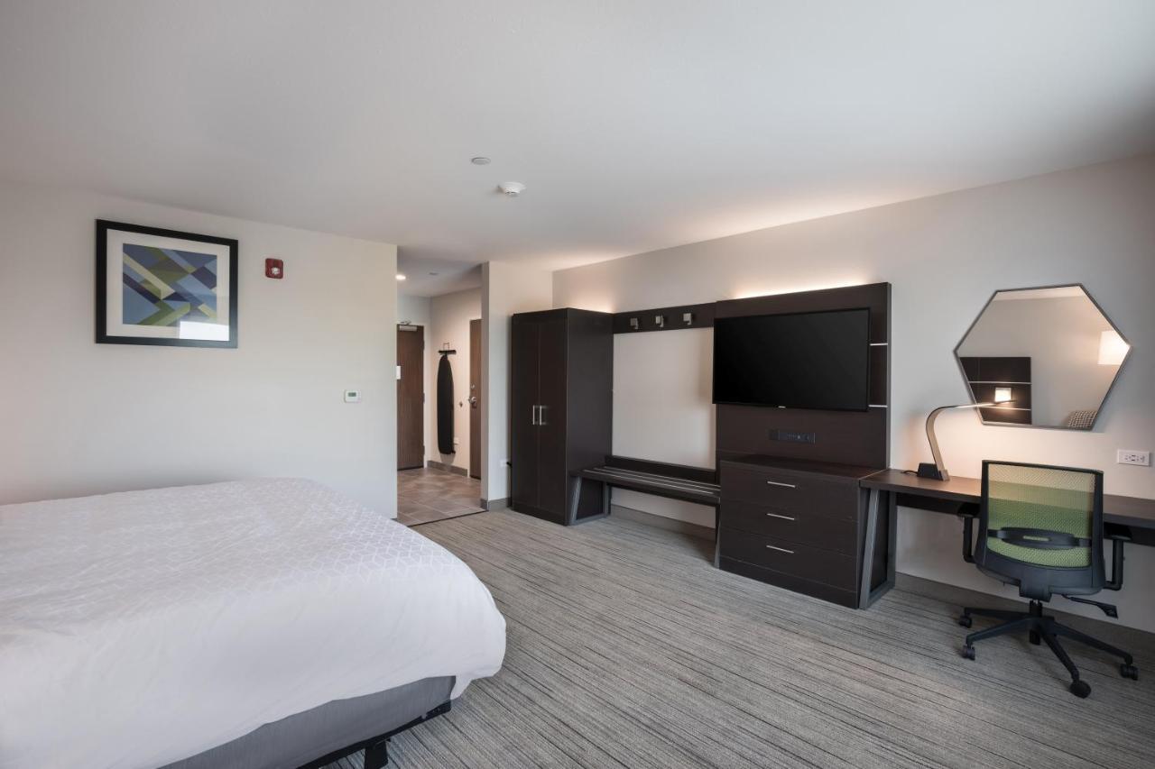 Holiday Inn Express & Suites Chicago - Hoffman Estates By Ihg Exteriör bild
