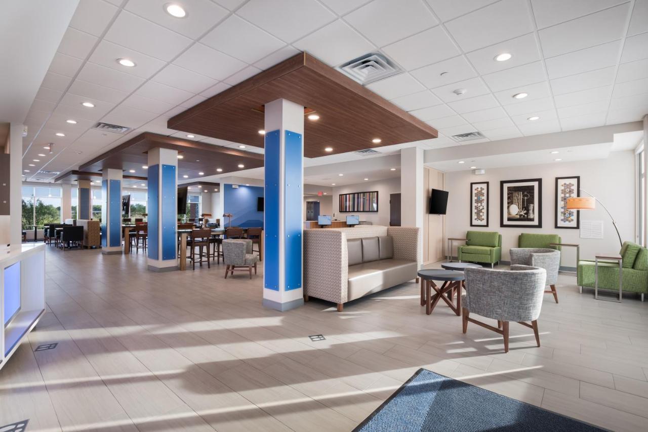 Holiday Inn Express & Suites Chicago - Hoffman Estates By Ihg Exteriör bild