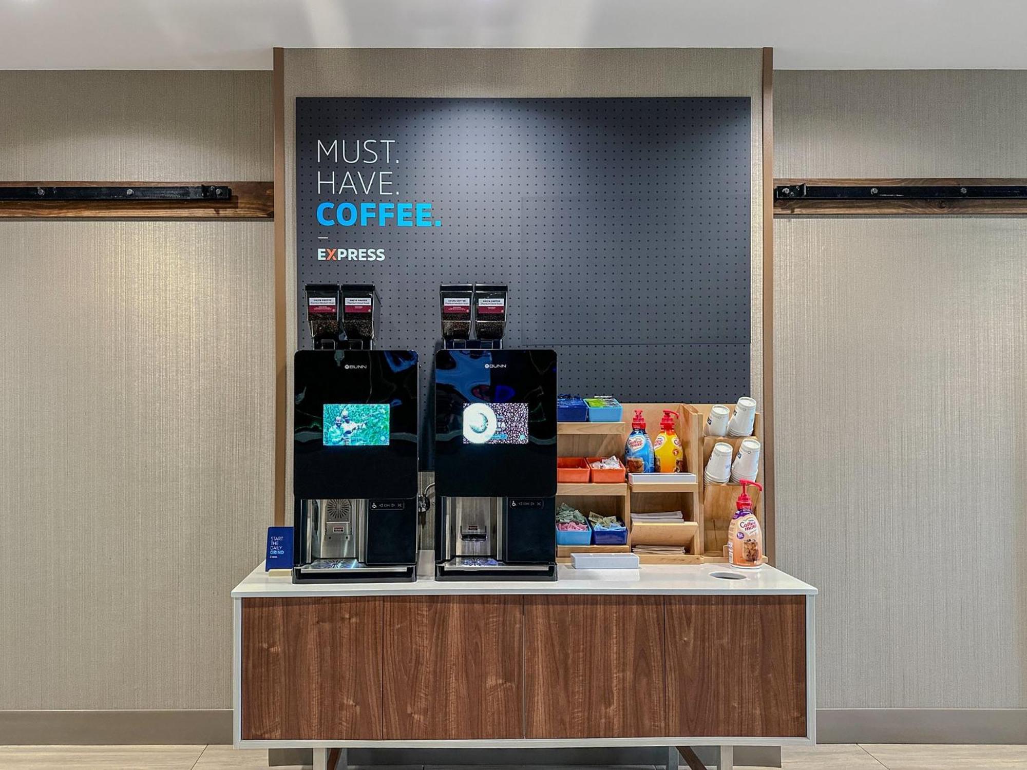 Holiday Inn Express & Suites Chicago - Hoffman Estates By Ihg Exteriör bild